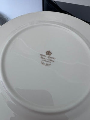 Royal Albert Bone China Val D'or Dinnerware Set Service for 20 (124 piece set)