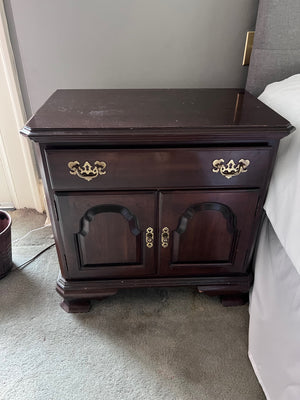 Pair of Vintage Ethan Allen Nightstands