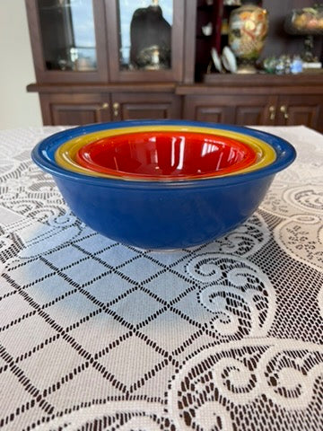 Vintage Pyrex Nesting Bowls, Primary Colours, Clear Bottom-  Red Blue Yellow-  Set Of 3