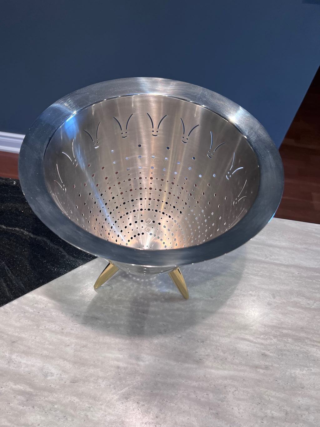 Alessi "Max le Chinois" Tripod Colander, Designed by Philippe Starck