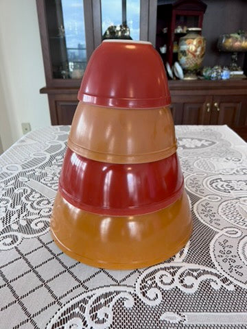 Vintage Orange/Brown Pyrex Mixing/Nesting Bowls-  Set Of 4