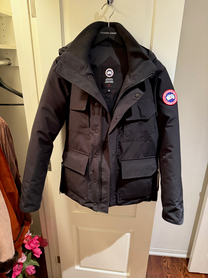 Men's Canada Goose Black Maitland Parka, Size M