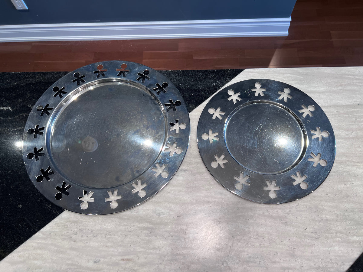 2 Alessi Girtondo Round Stainless Steel Trays