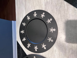 2 Alessi Girtondo Round Black Trays
