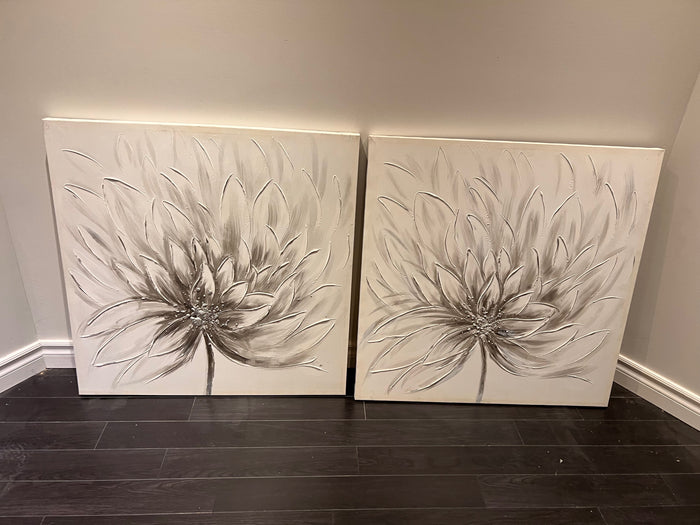 Wall Art White Flower (*2 available- sold individually- select quantity)