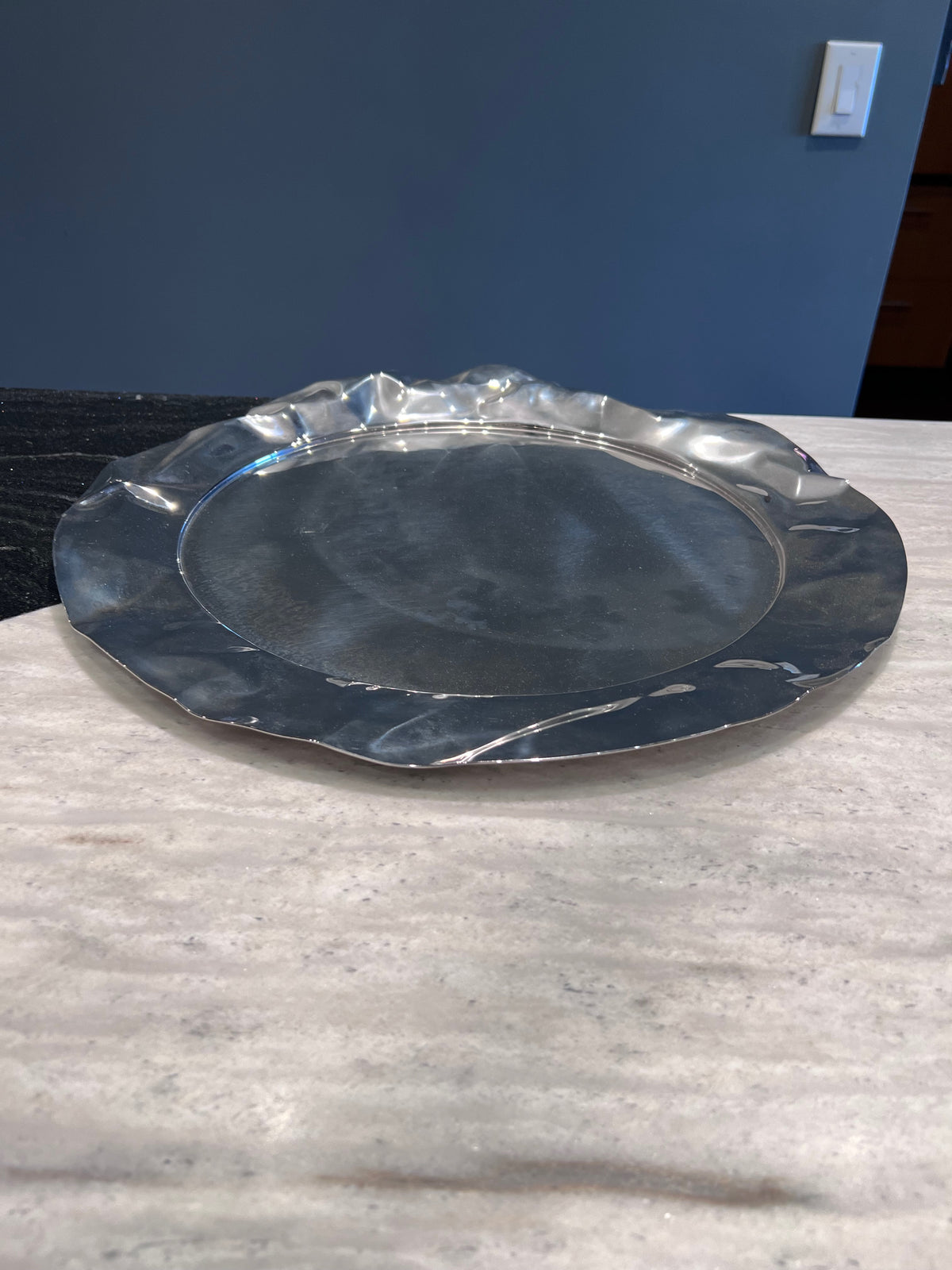 Alessi Foix Round Tray- 17.25" dia