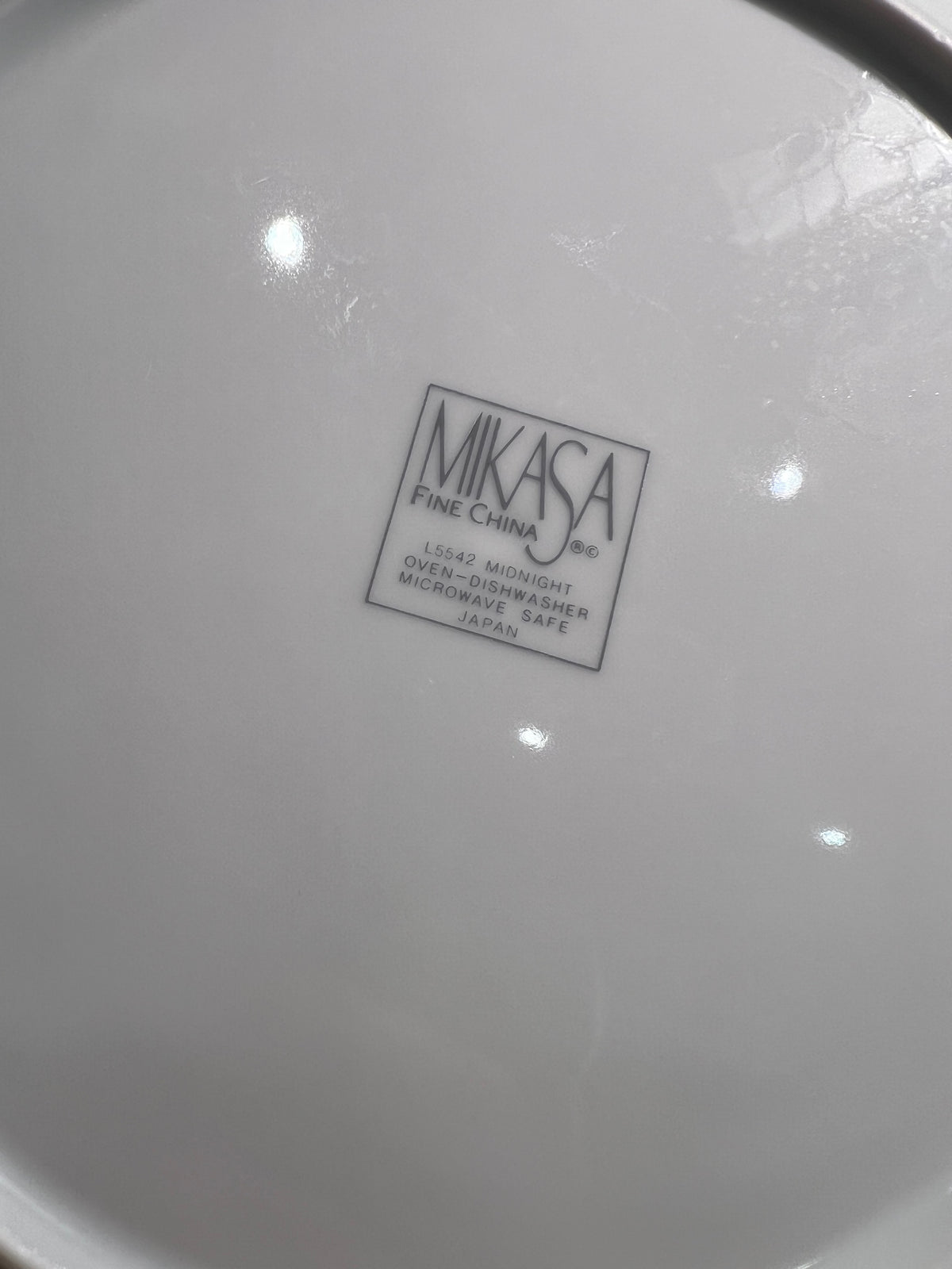 Mikasa Fine China L5542 Midnight Set, Service for 15