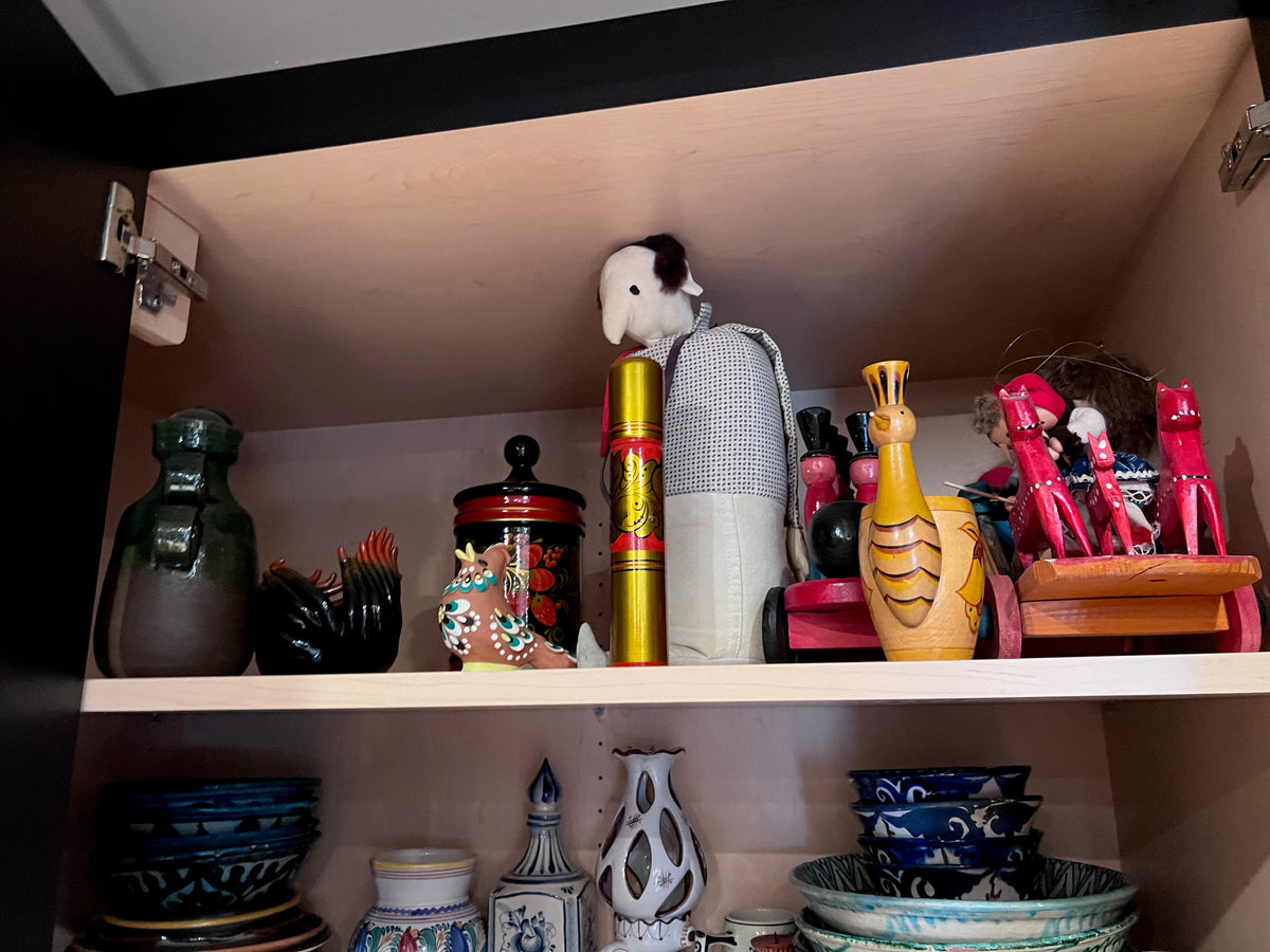 Miscellaneous Lot (all items shown on 7 shelves)