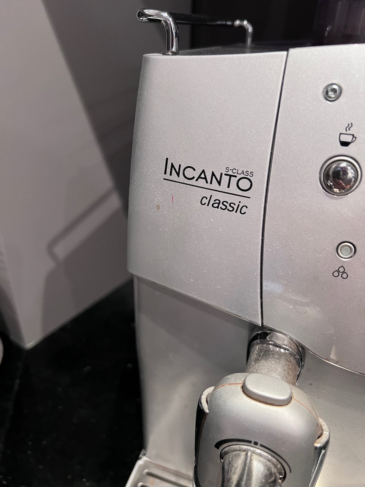 Saeco Incanto Classic S-Class Automatic Espresso Machine