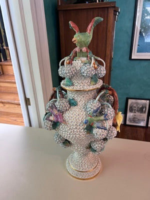 19th Century Meissen Porcelain "Schneeballen" Snowball Lidded Vase