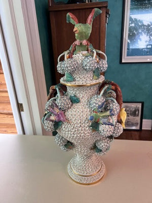 19th Century Meissen Porcelain "Schneeballen" Snowball Lidded Vase