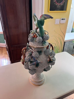19th Century Meissen Porcelain "Schneeballen" Snowball Lidded Vase
