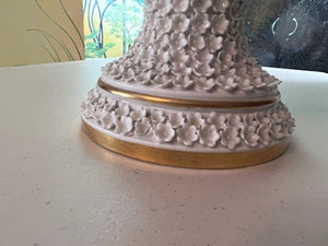 19th Century Meissen Porcelain "Schneeballen" Snowball Lidded Vase
