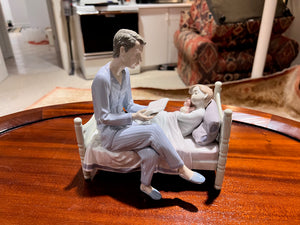 *RARE! Lladro 'Just One More' 5899
