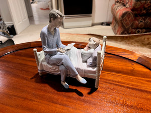 *RARE! Lladro 'Just One More' 5899