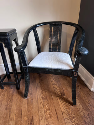 Black Lacquered Horseshoe Chair with Matching Pedestal Table