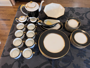 Fitz and Floyd "Renaissance" Gold & Black Dinnerware Lot