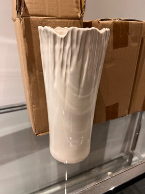 4 BRAND NEW White Vases