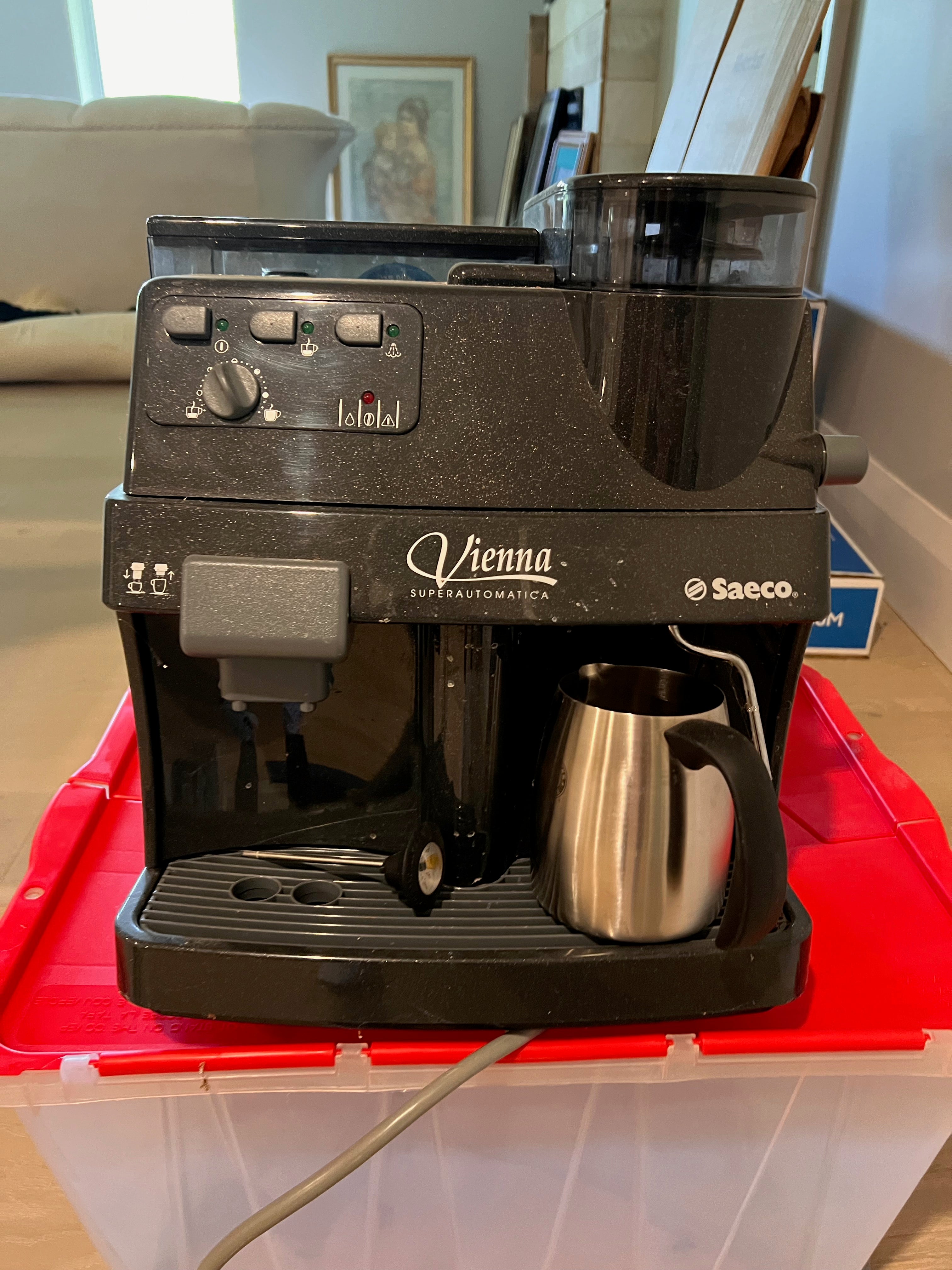 Saeco Vienna コーヒーメーカー 黒 Saeco Vienna Superautomatica Espresso Machine – Sell My Stuff