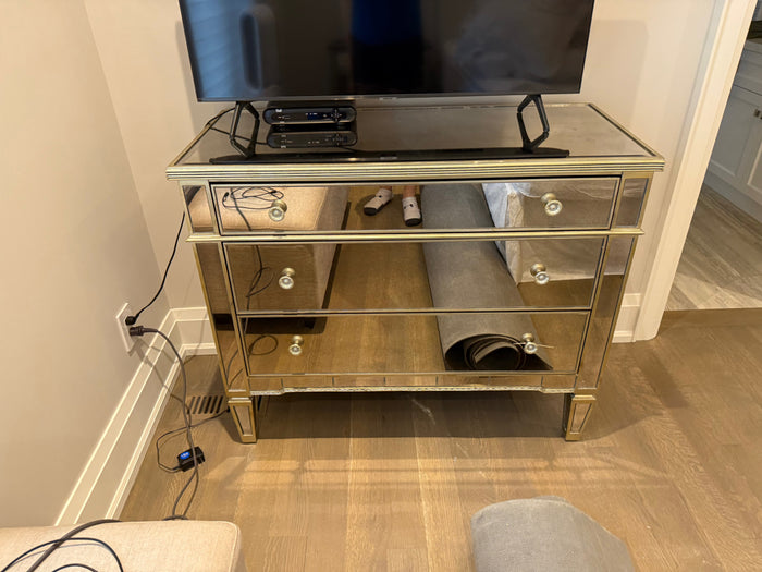 HomeSense Mirrored Chest of Drawers (*condition noted)