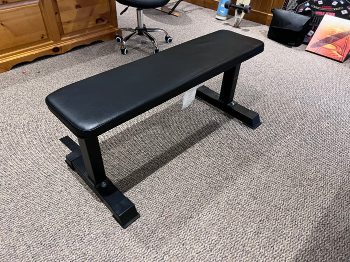 Amazon Basics Flat Weight Workout Exercise Bench, Black