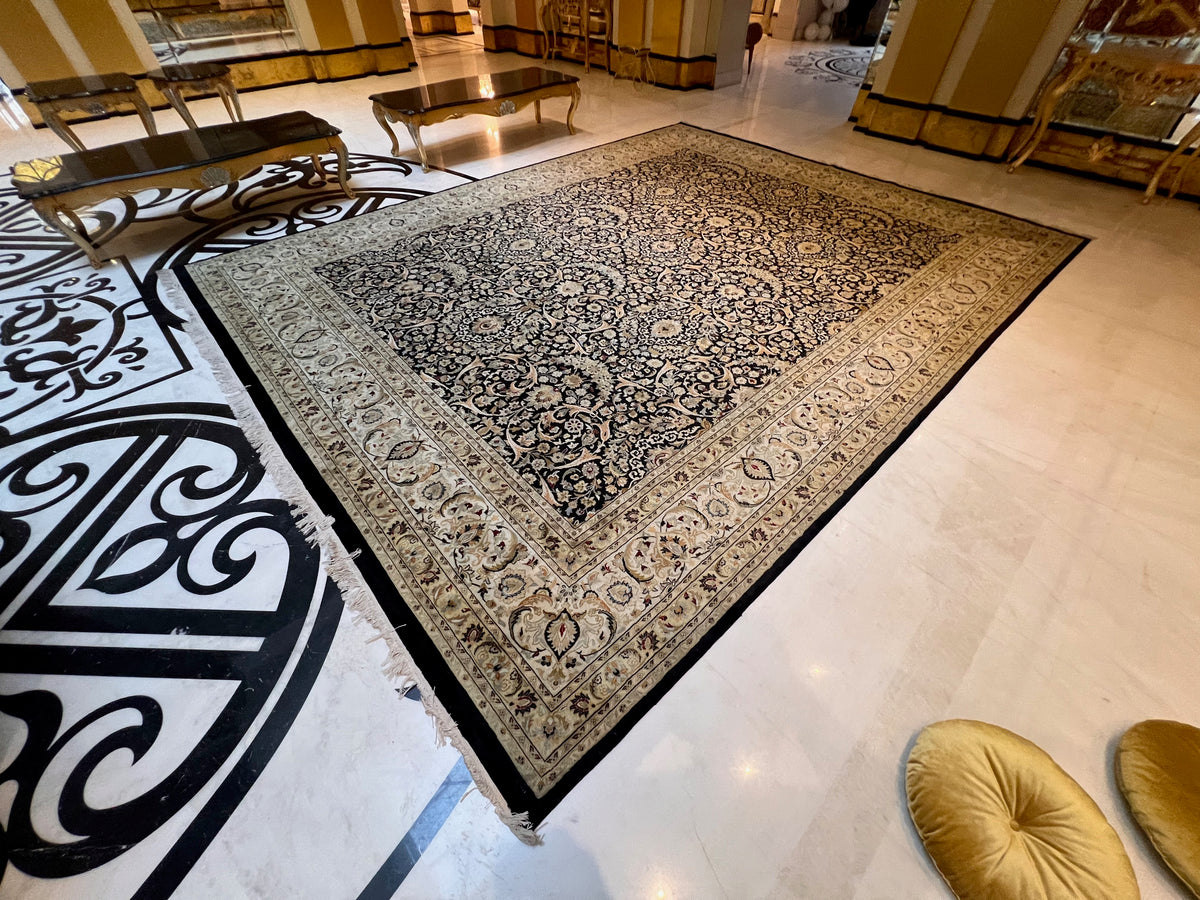 Indian Jaipur 100% Wool Rug- 15.75ft x 12ft