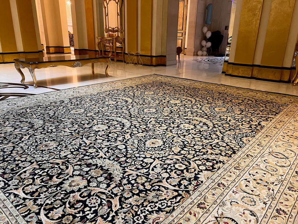 Indian Jaipur 100% Wool Rug- 15.75ft x 12ft
