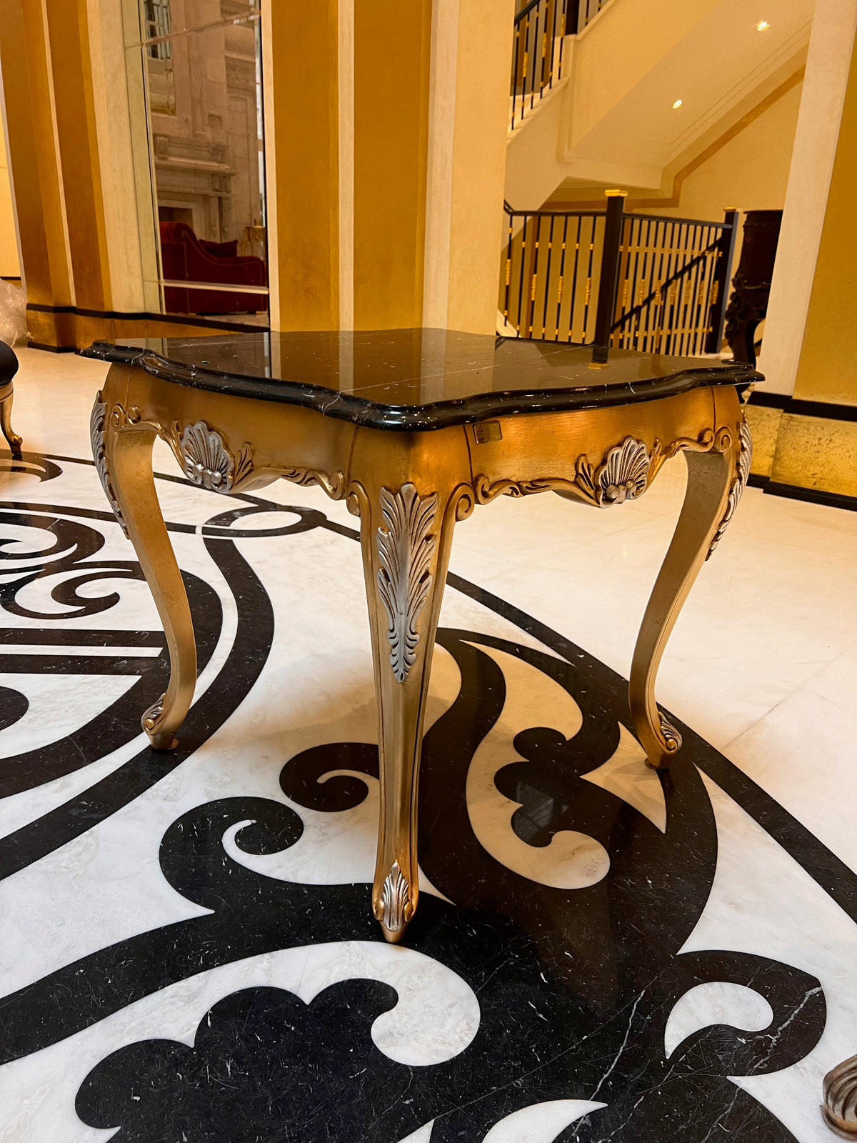'Scappini & C' Classic Furniture Calacatta Marble Top Side Table, Made in Italy