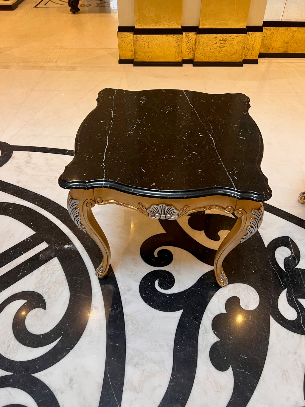'Scappini & C' Classic Furniture Calacatta Marble Top Side Table, Made in Italy