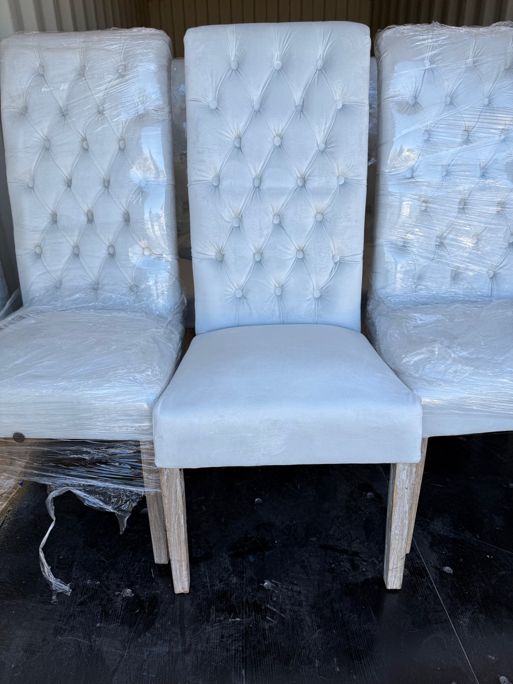 Set of 8 Grey/Cream Tufted Dining Chairs