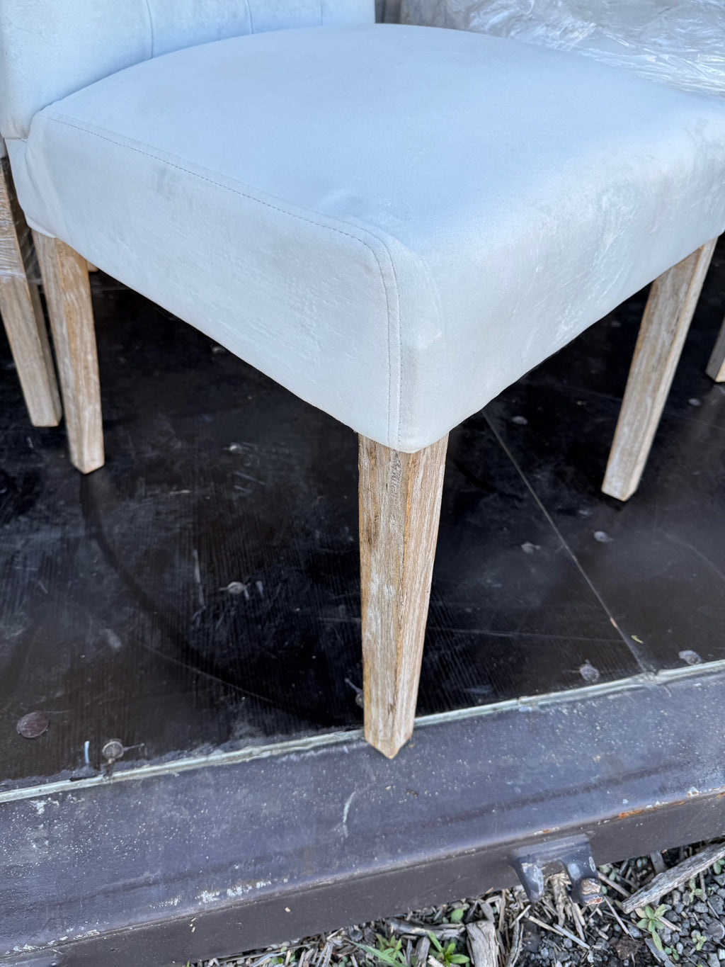 Set of 8 Grey/Cream Tufted Dining Chairs