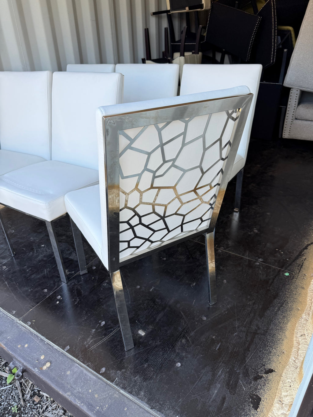 Set of 6 White Faux Leather, Chrome Frame Dining Chairs