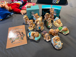 Pen Delfin Figurine Lot