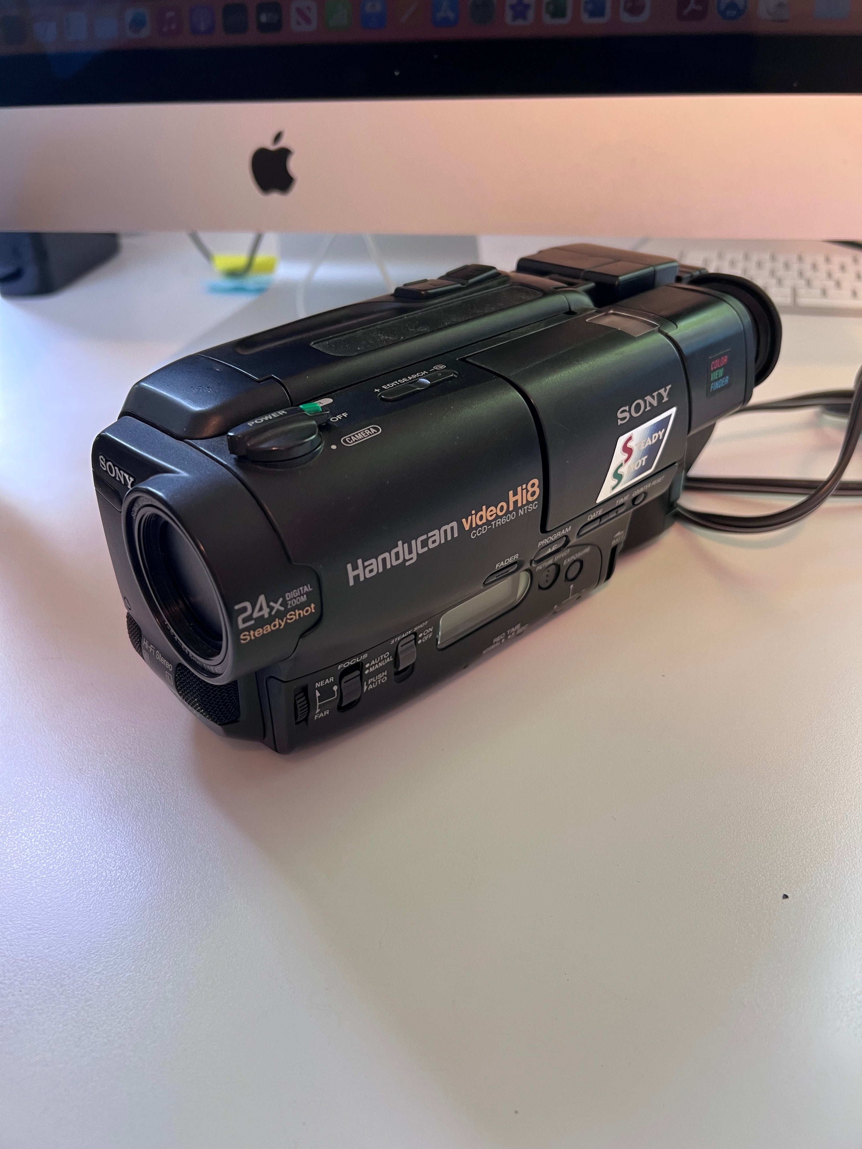 Sony Handycam CCD-TR600 Hi 8 Camcorder – Sell My Stuff Canada