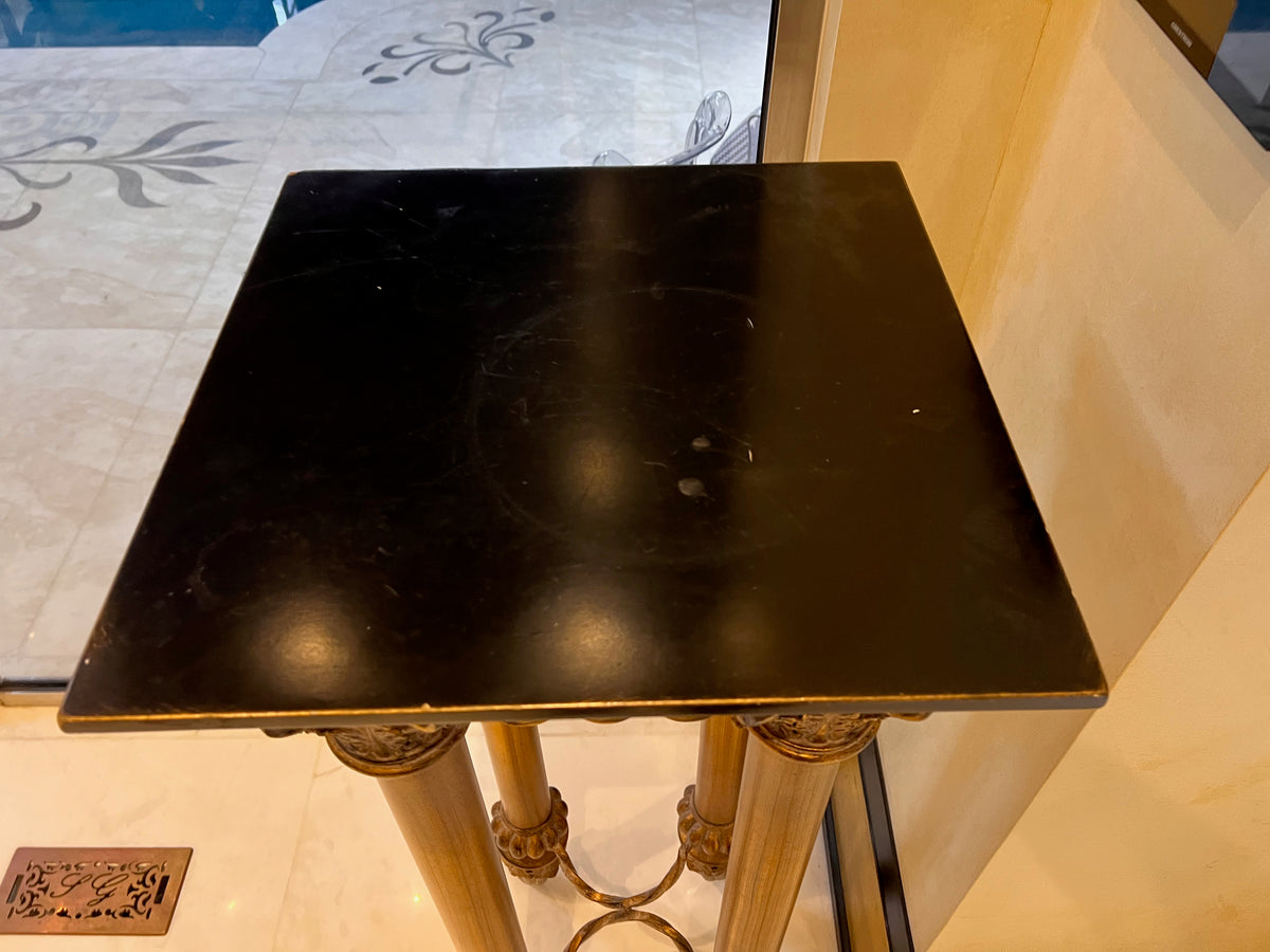 Black/Gold Pedestal Stand