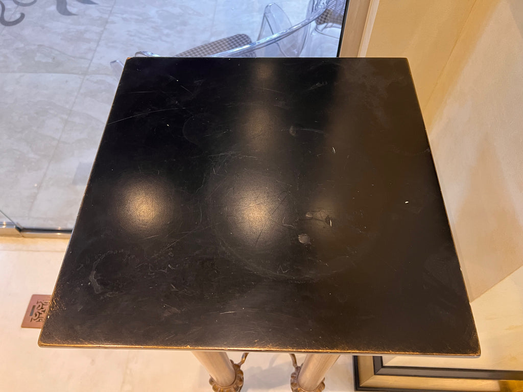 Black/Gold Pedestal Stand