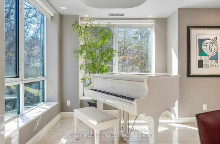Samick SG-155 White Baby Grand Piano (*minimum price set)