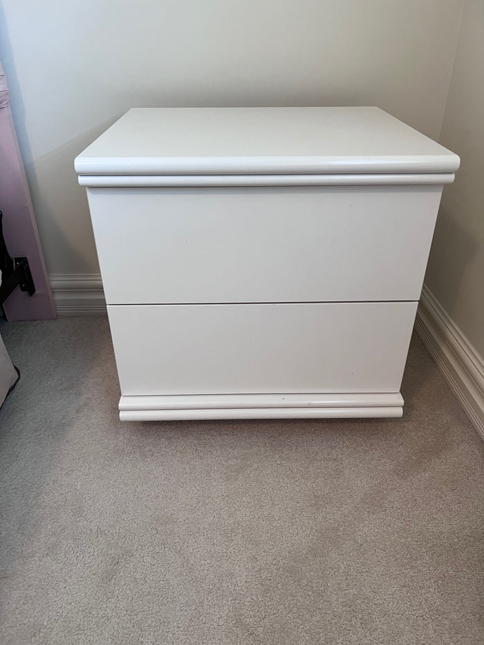 Morigeau White Nightstand
