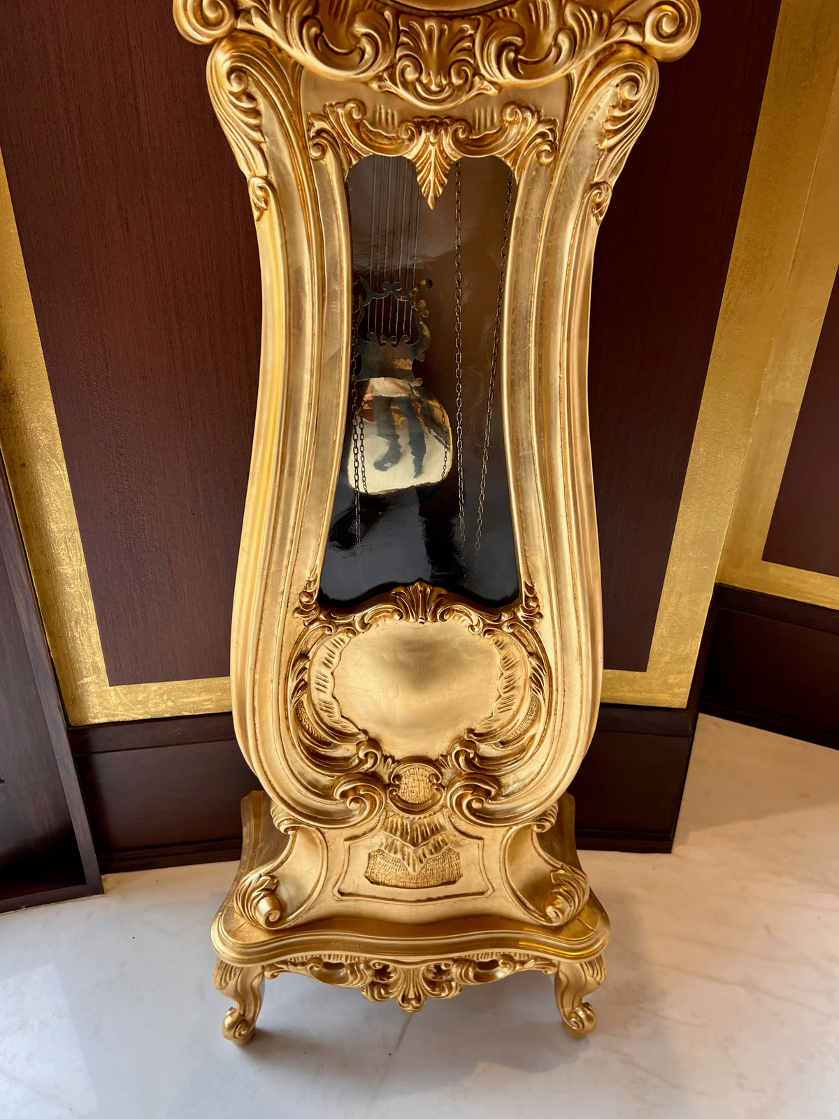 Modenese Gastone Gold Grandfather Clock, Wood with Gold Leaf Finishing, Made In Italy