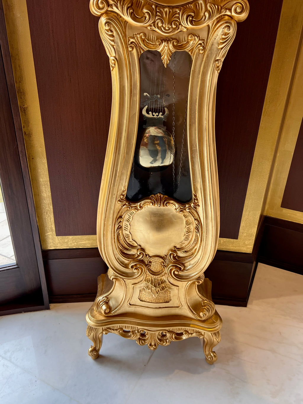 Modenese Gastone Gold Grandfather Clock, Wood with Gold Leaf Finishing, Made In Italy