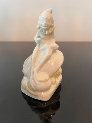 Belleek Ireland Leprechaun, 5"H