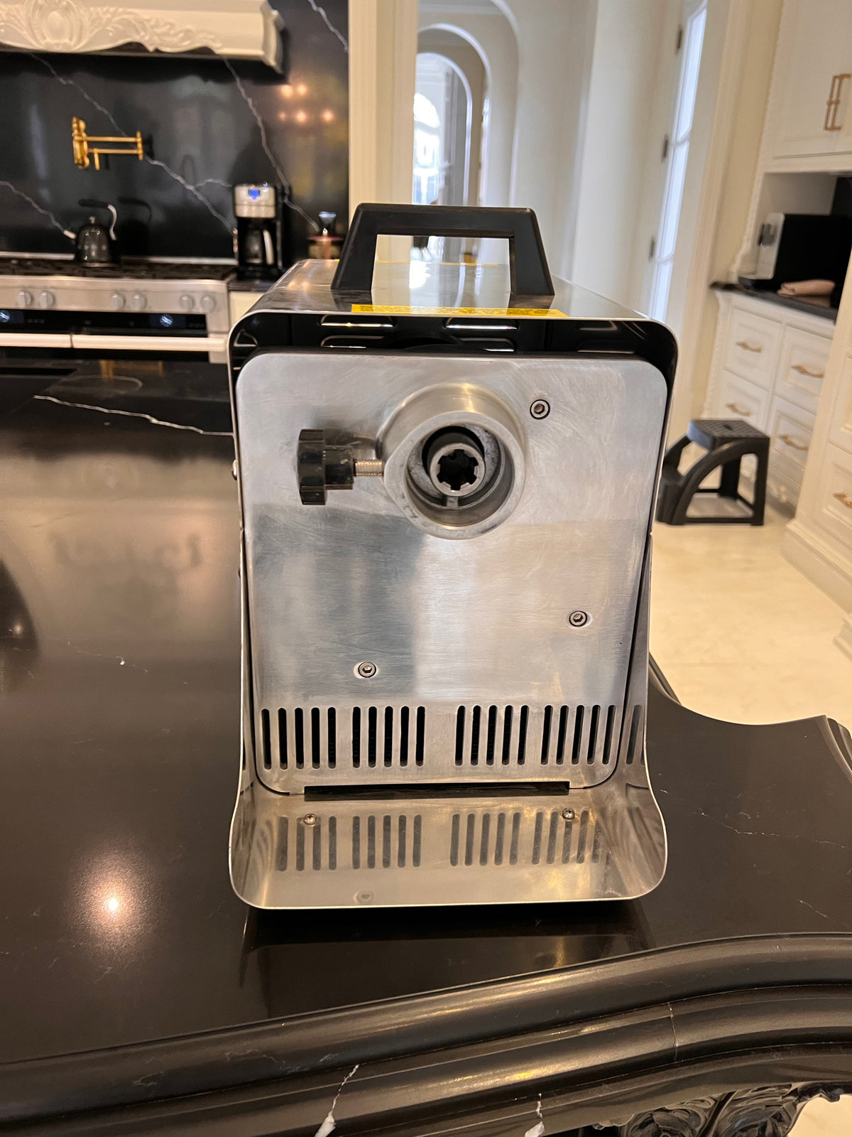LEM Electric Meat Grinder 781A, Head Size: #22, 1HP (*retail $1,109)