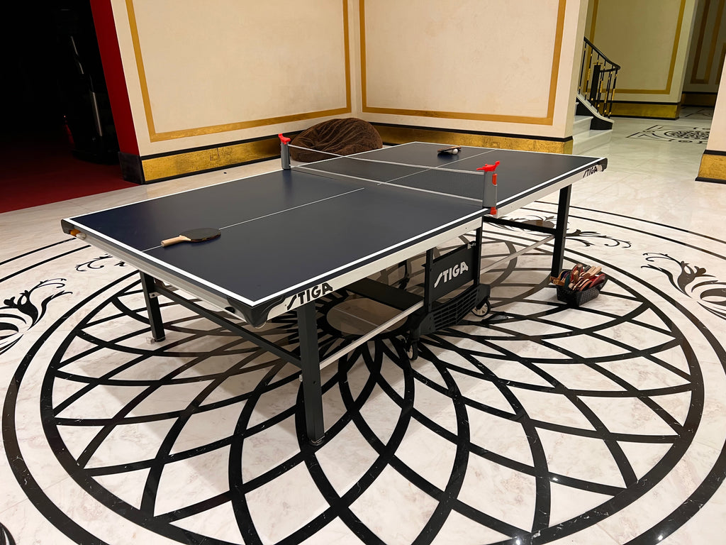 Stiga T8523 STS 385 Table Tennis Table (*retail $1,150)