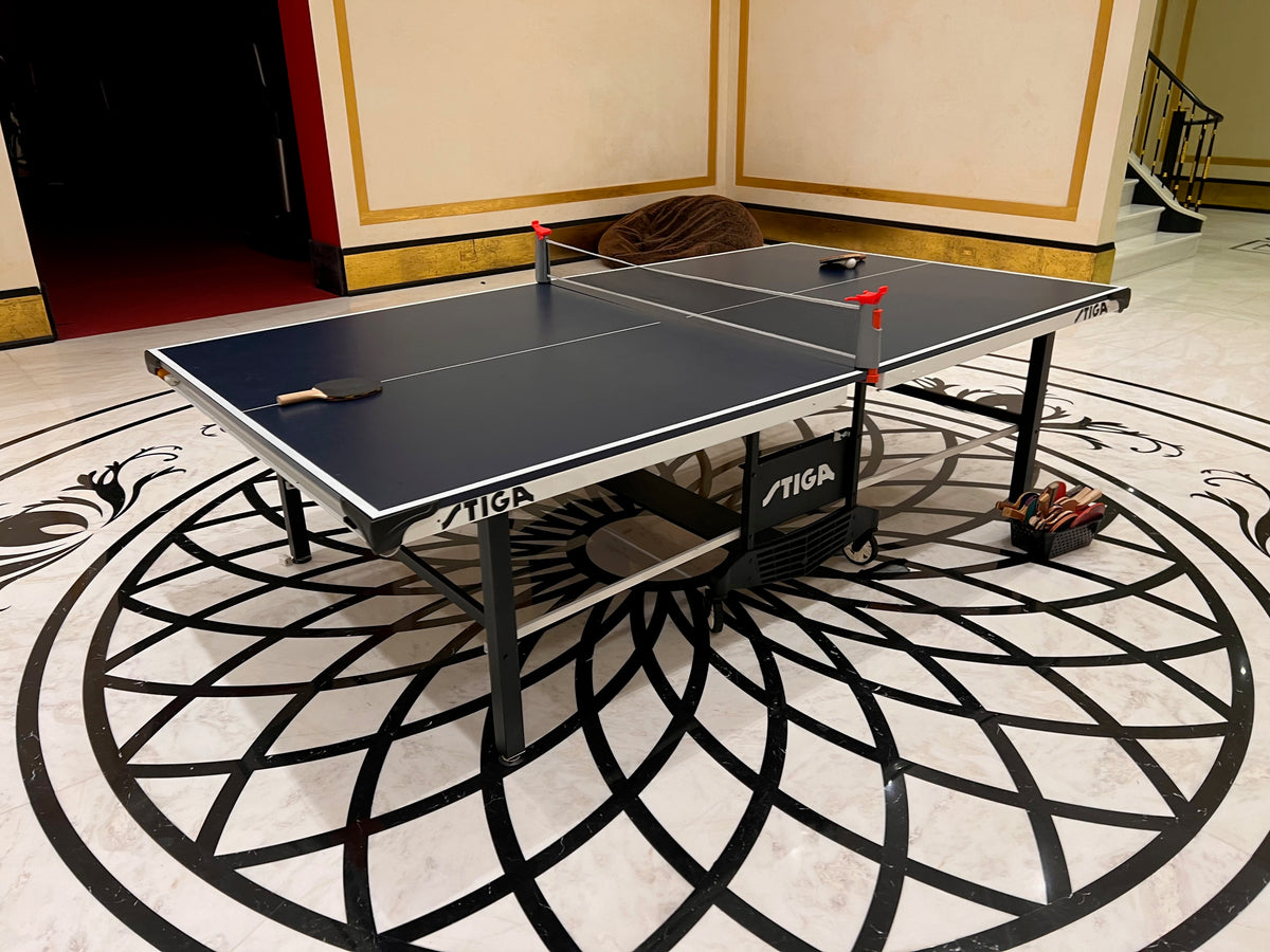 Stiga T8523 STS 385 Table Tennis Table (*retail $1,150)