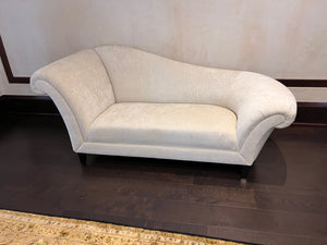 Beige/Cream Chaise Lounger