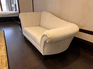 Beige/Cream Chaise Lounger