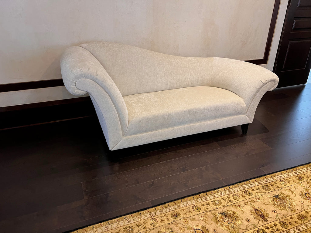 Beige/Cream Chaise Lounger