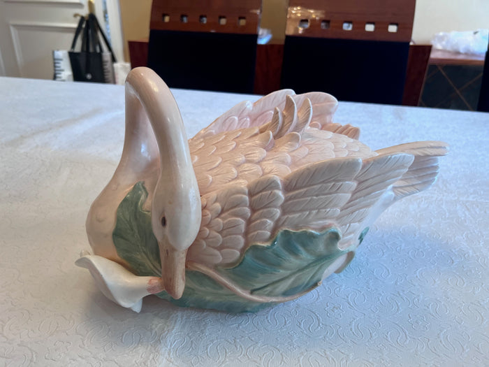 Fitz & Floyd Swan Tureen