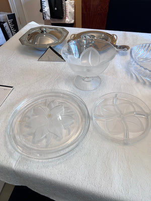 Glass Serving Lot (4 Pieces)