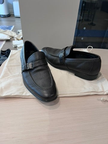 Men's Salvatore Ferragamo Pinot Black Leather Loafers, Size 7